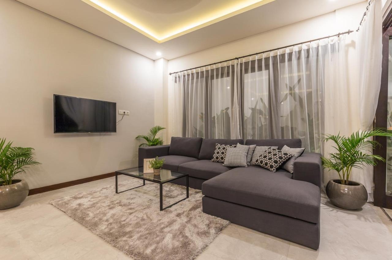 Villa Azura Seminyak  Ngoại thất bức ảnh